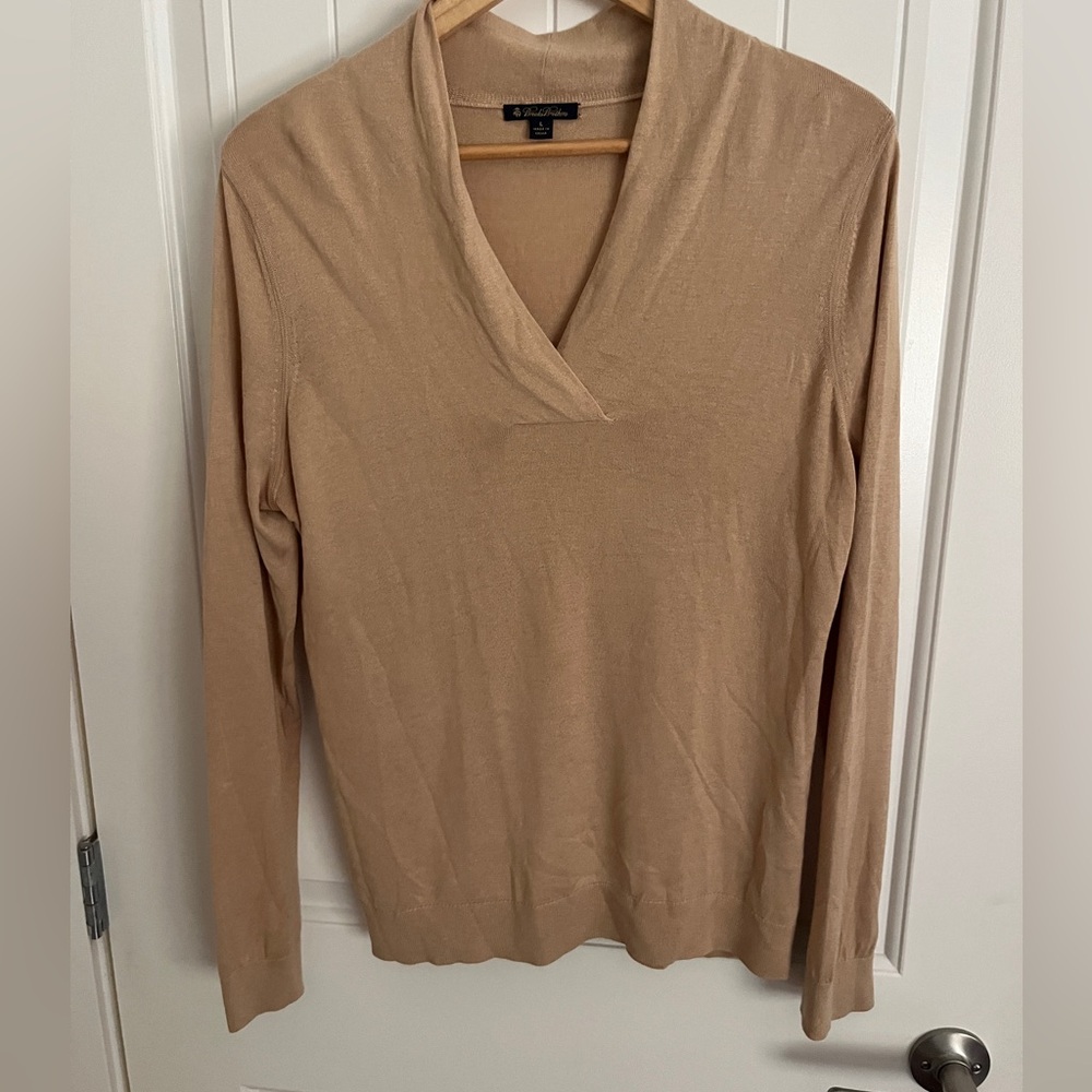 Brooks Brothers Silk V neck Sweater